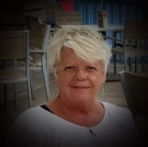 Meet your Posher, Joyce